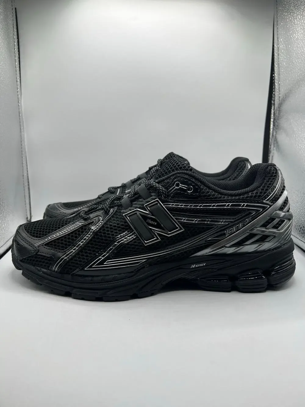 New Balance 1906R “Black Silver” size 13 men’s